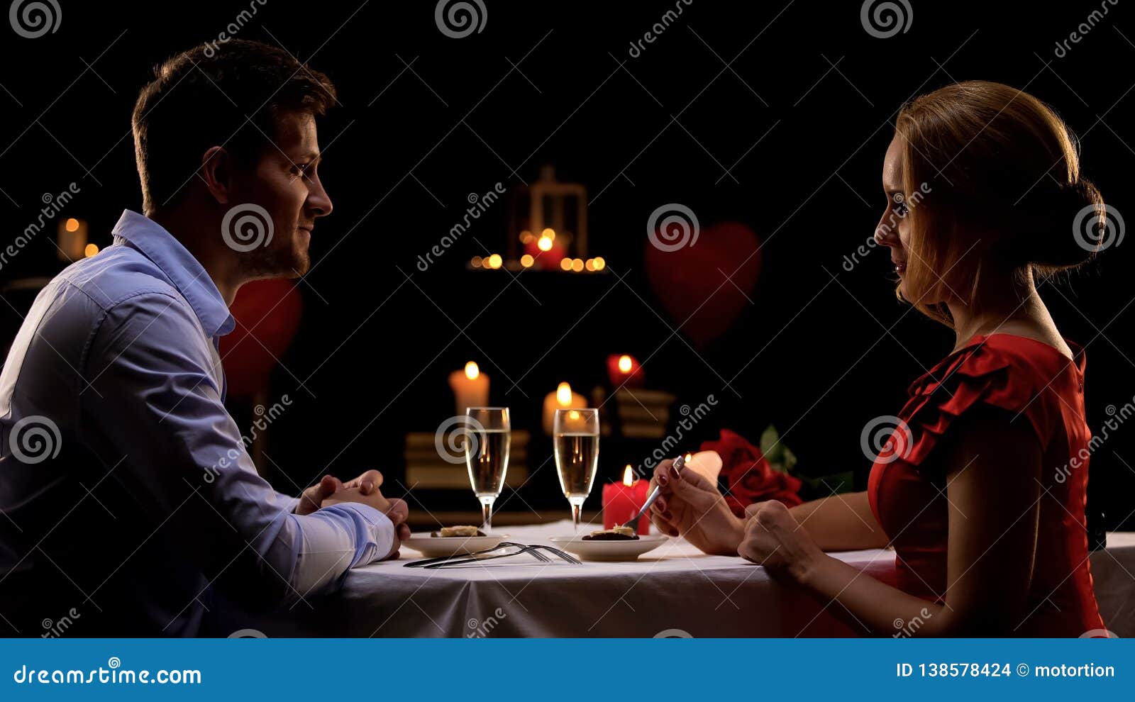 EXAMINING LATIDATE - THE SECRET BENEFITS AS WELL AS CONS OF CYBER INTERNET DATING